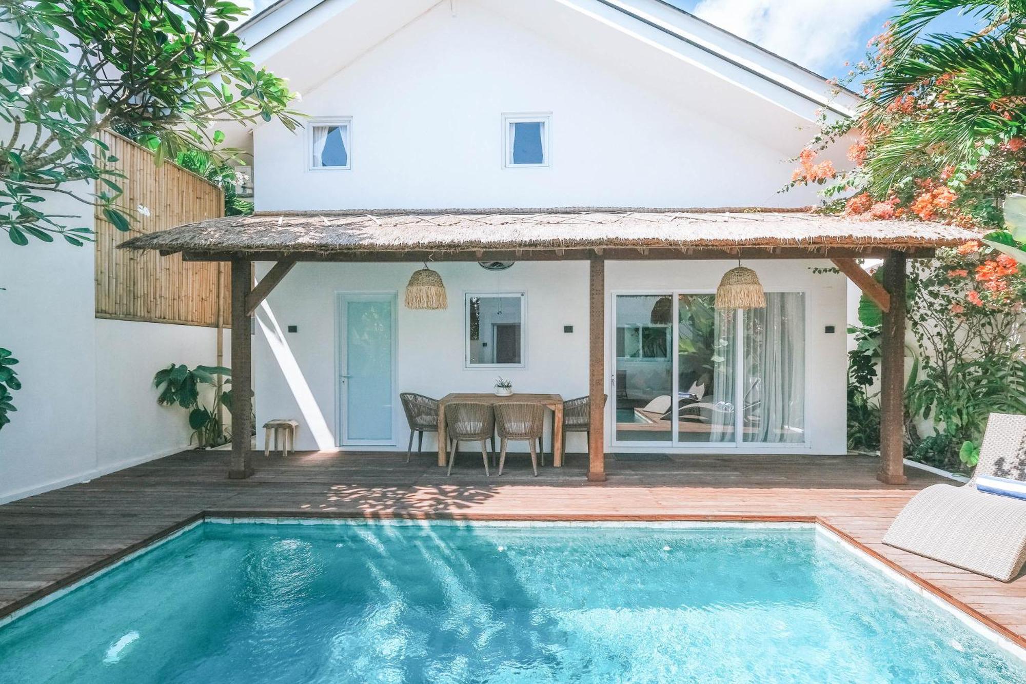 Sun & Moon Villa Canggu Εξωτερικό φωτογραφία