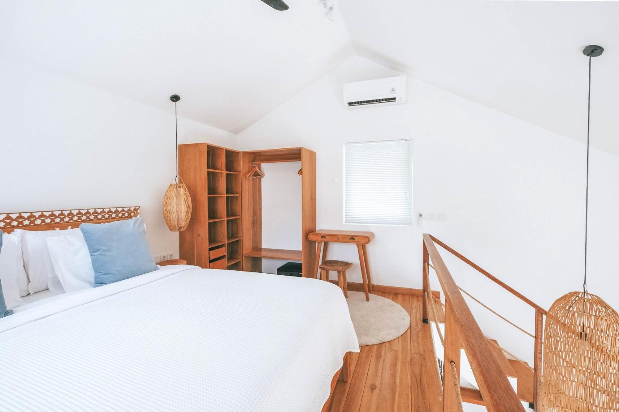 Sun & Moon Villa Canggu Εξωτερικό φωτογραφία